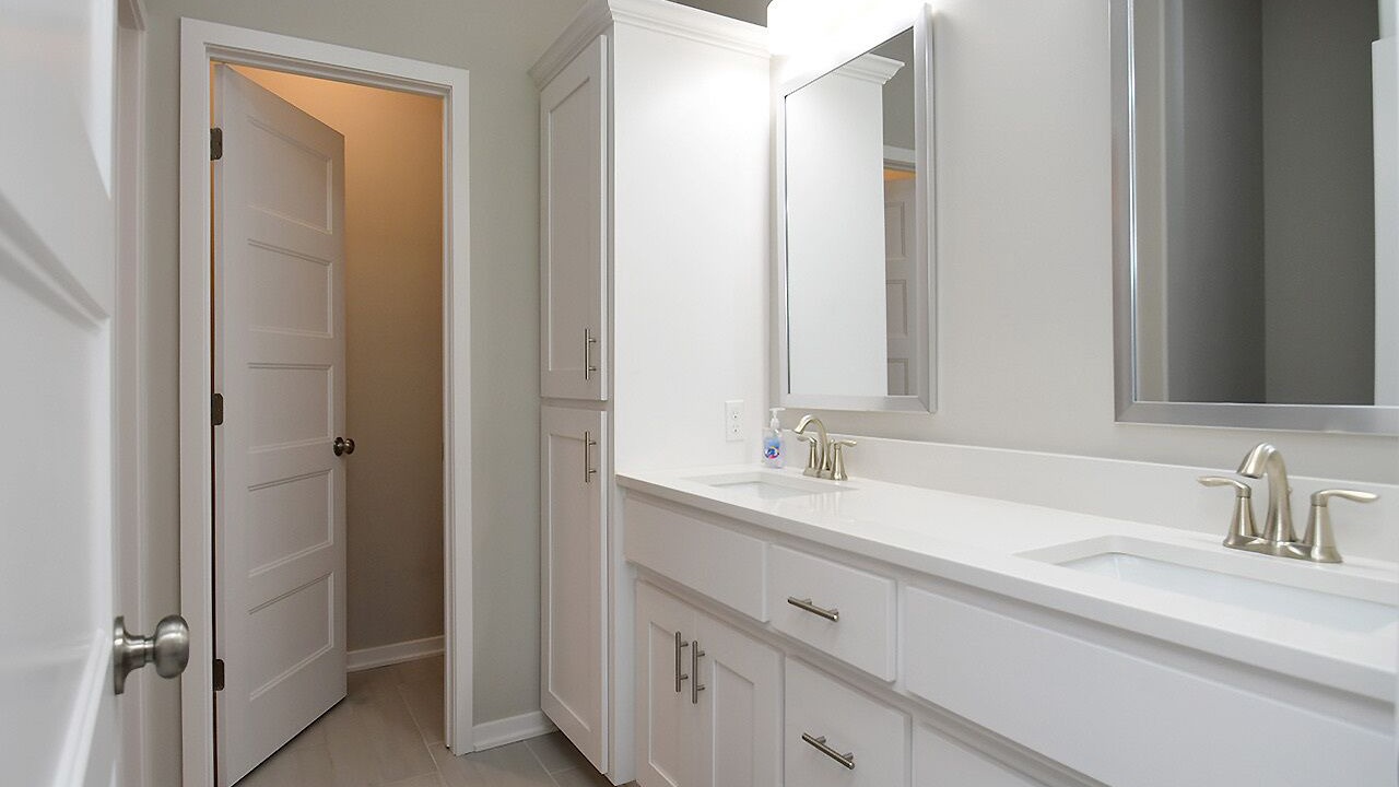 Photo of Bathroom in Elkhorn