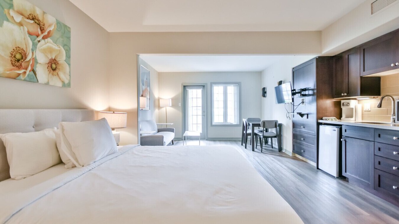 Photo of Bedroom in Oro-Medonte