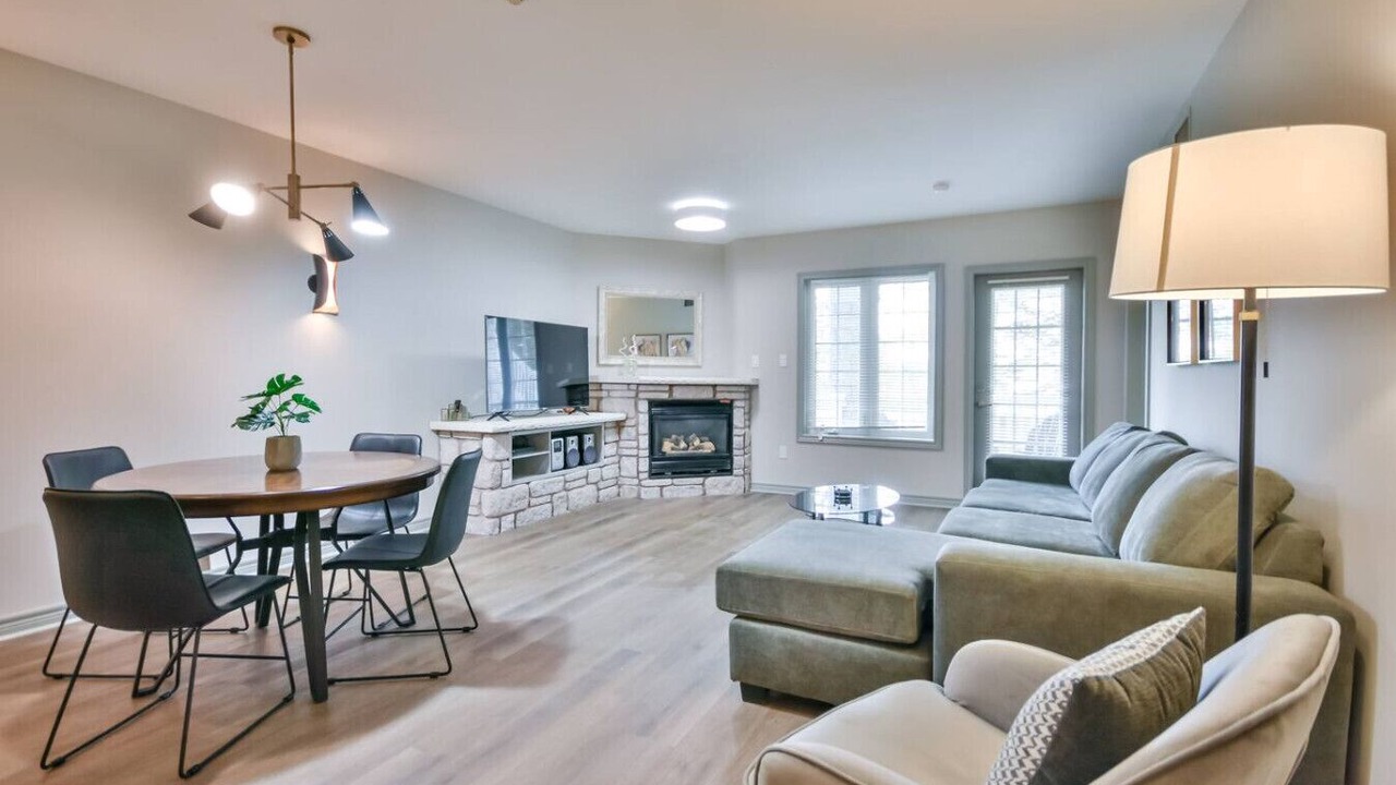 Photo of Livingroom in Oro-Medonte