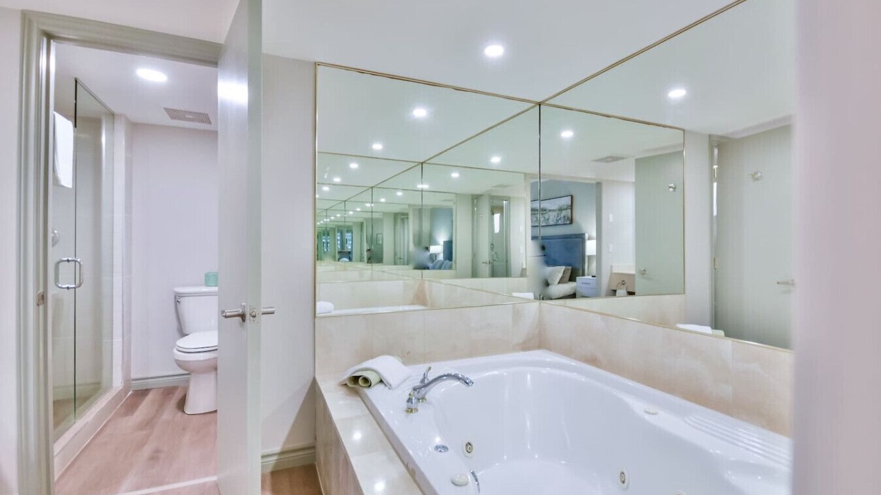Photo of Bathroom in Oro-Medonte