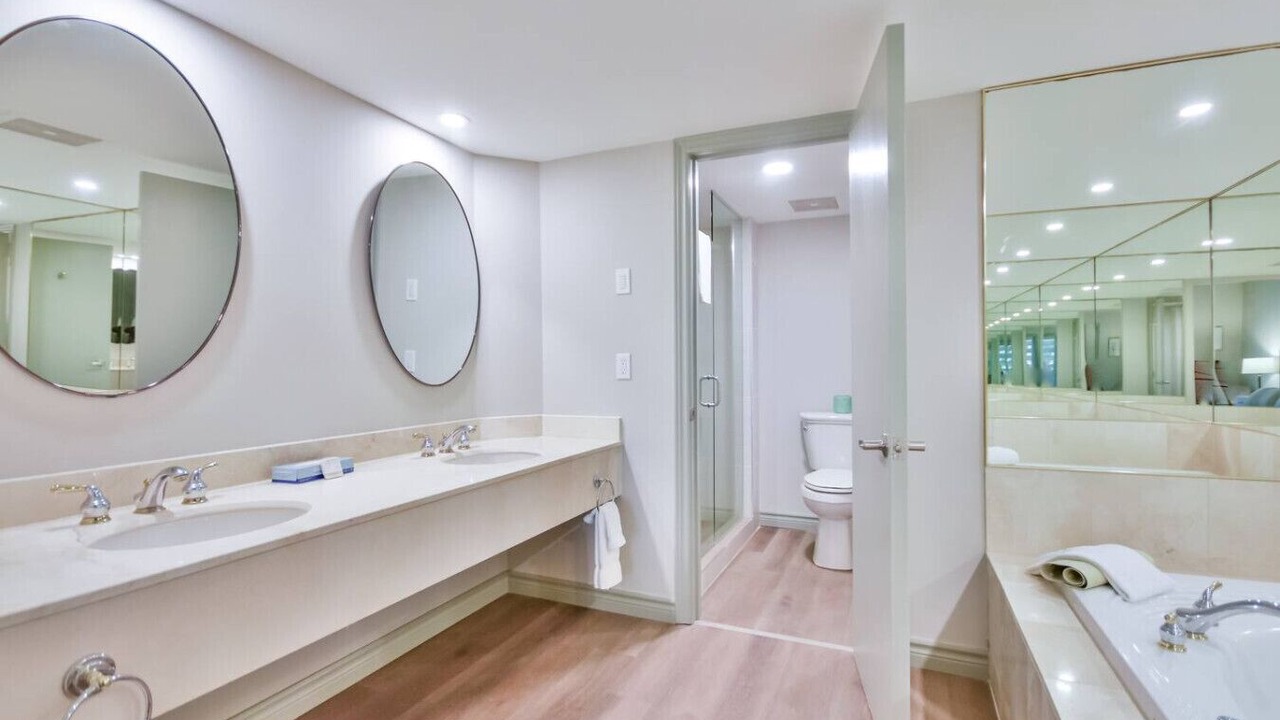 Photo of Bathroom in Oro-Medonte
