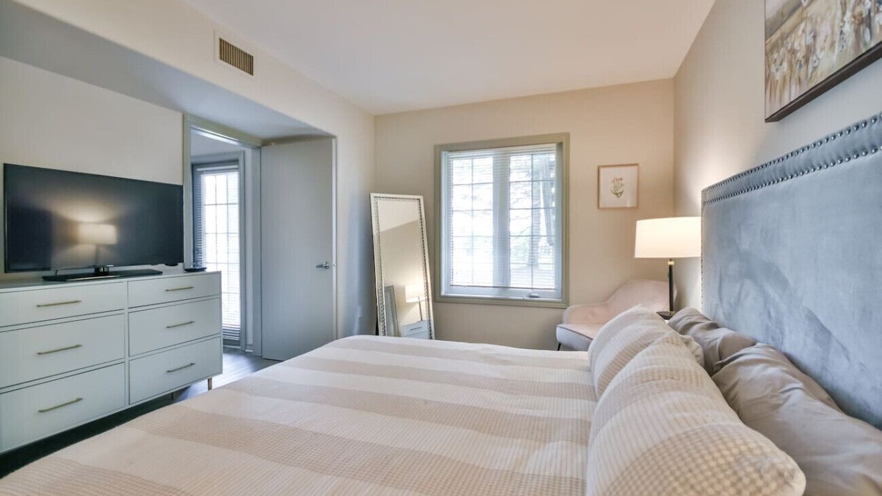 Photo of Bedroom in Oro-Medonte