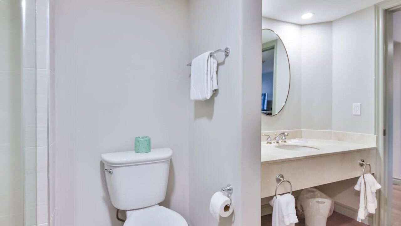 Photo of Bathroom in Oro-Medonte