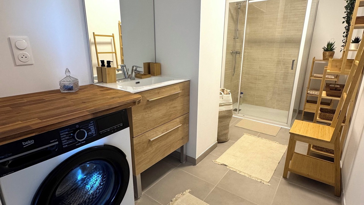 Photo of Bathroom in Barneville-Carteret