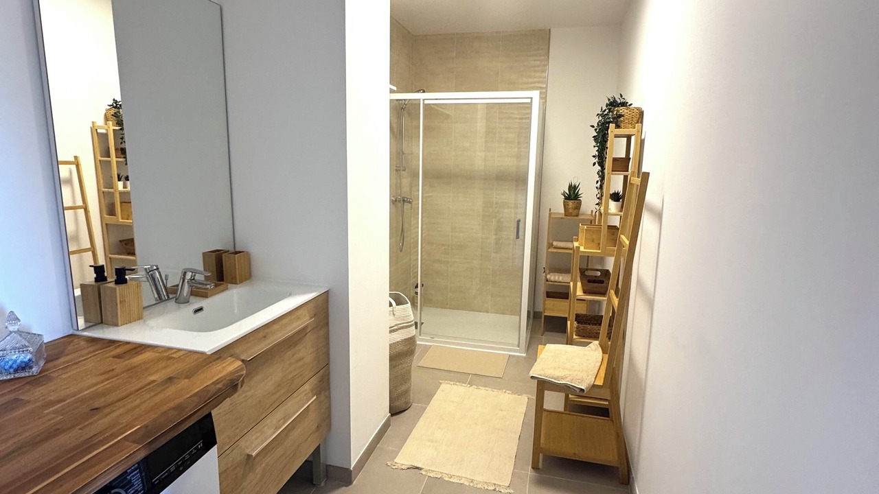 Photo of Bathroom in Barneville-Carteret