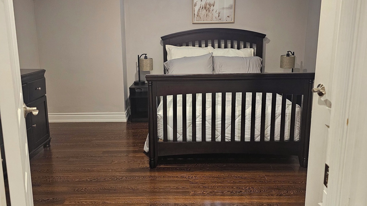 Photo of Bedroom in Hurontario
