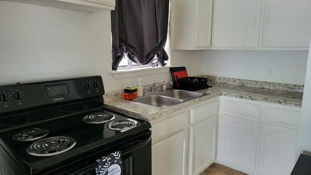 Photo of Kitchen in Eastern Division