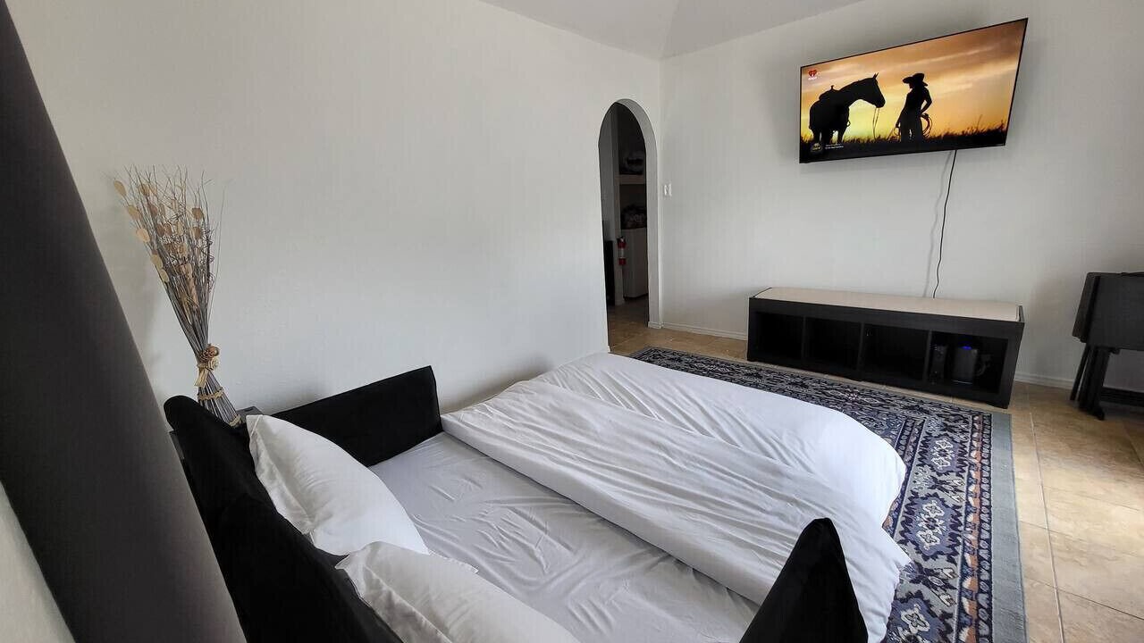 Photo of Bedroom in Eastern Division