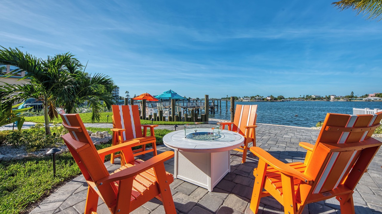 Photo of Patio Balcony in Treasure Island