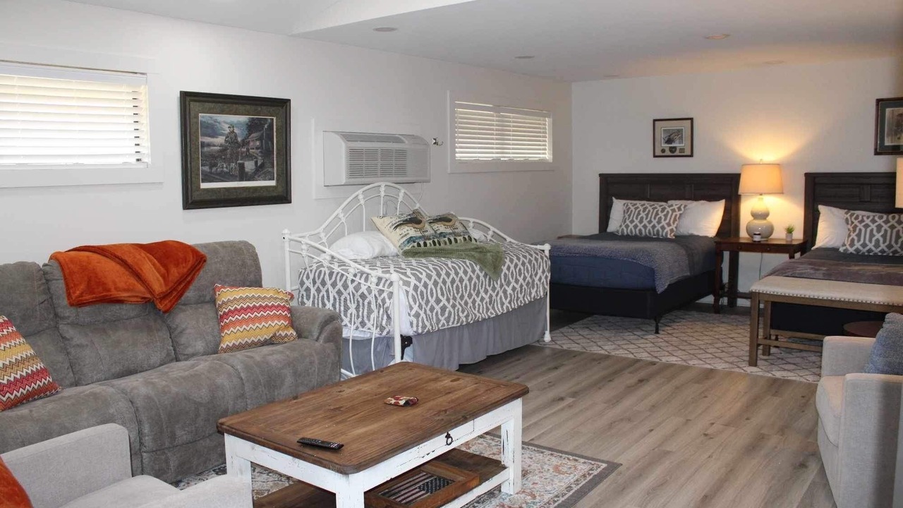 Photo of Bedroom in DeRidder