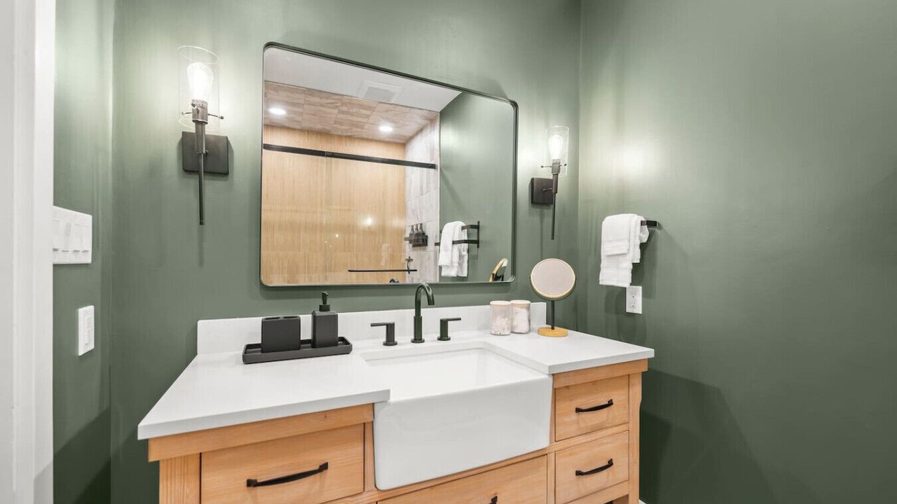 Photo of Bathroom in Hyde Park