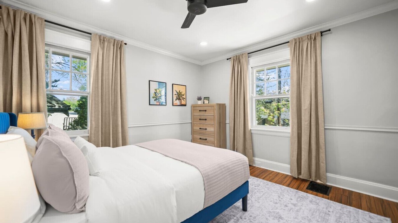 Photo of Bedroom in Hyde Park