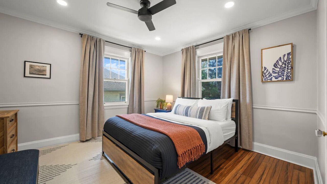 Photo of Bedroom in Hyde Park