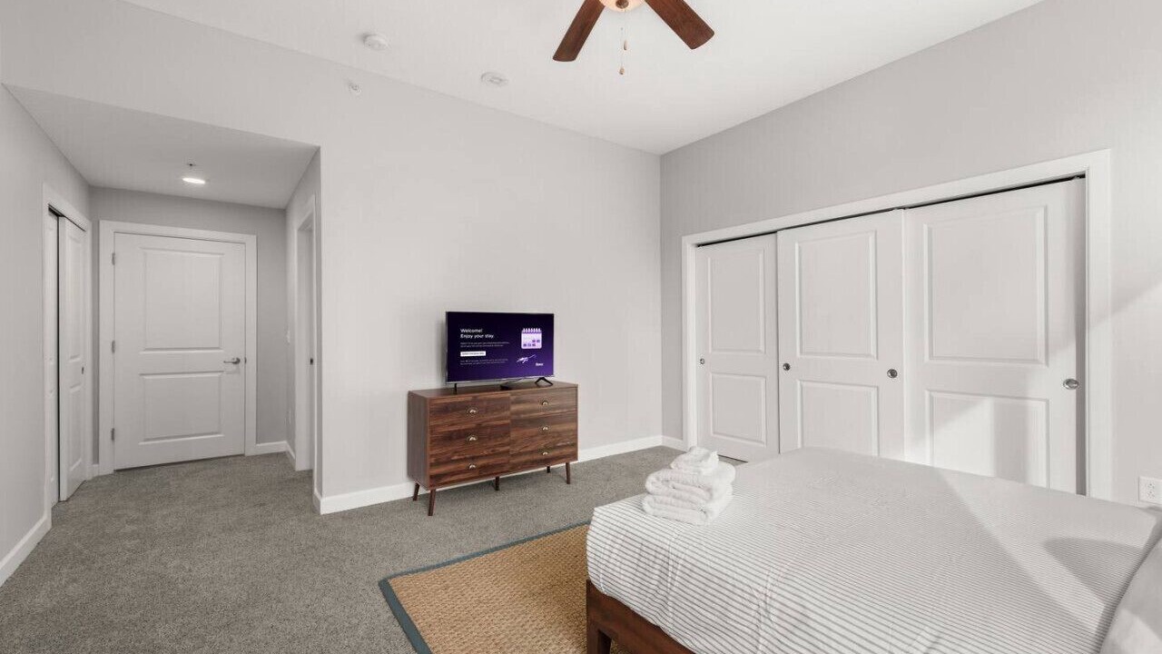 Photo of Bedroom in Gateway District