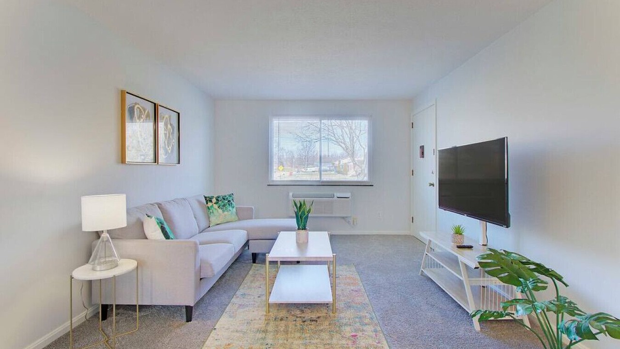 Photo of Livingroom in North Canton