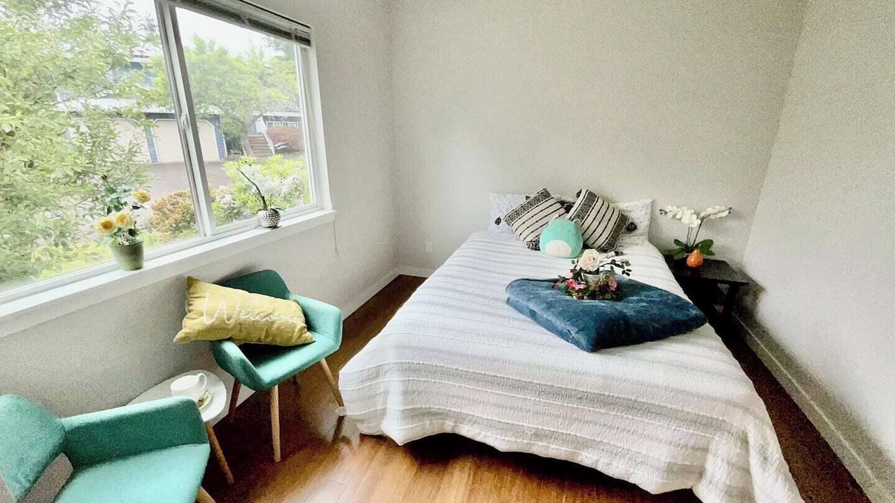 Photo of Others in Haller Lake