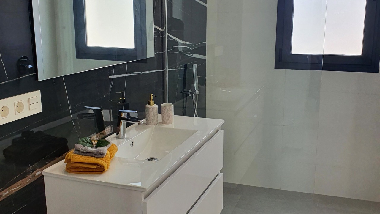 Photo of Bathroom in Rojales