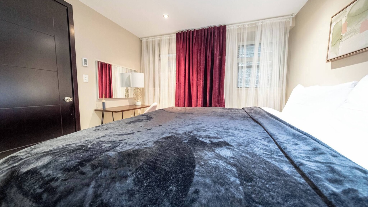 Photo of Bedroom in Manhattan Valley