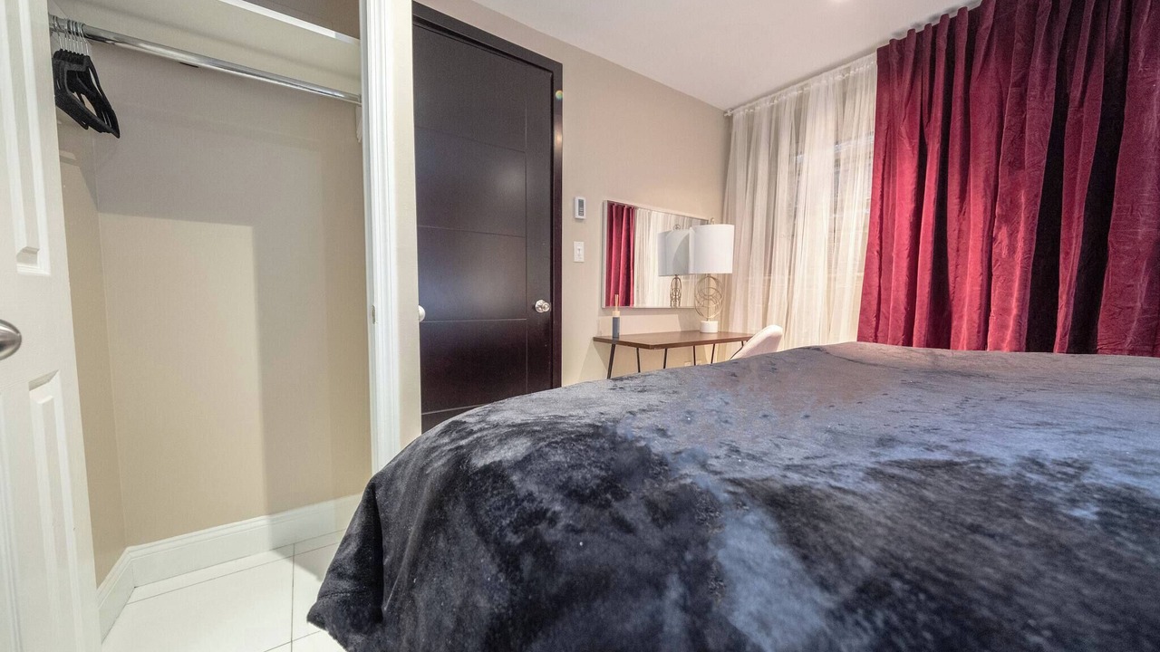 Photo of Bedroom in Manhattan Valley