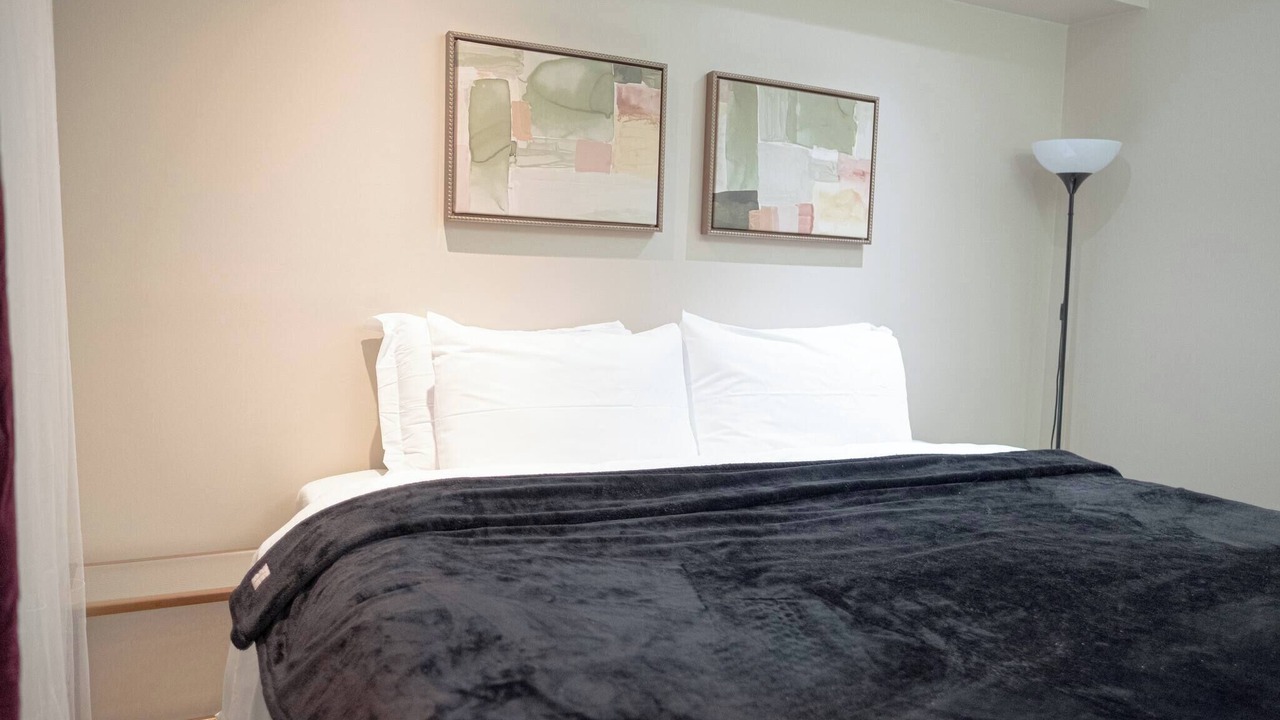 Photo of Bedroom in Manhattan Valley