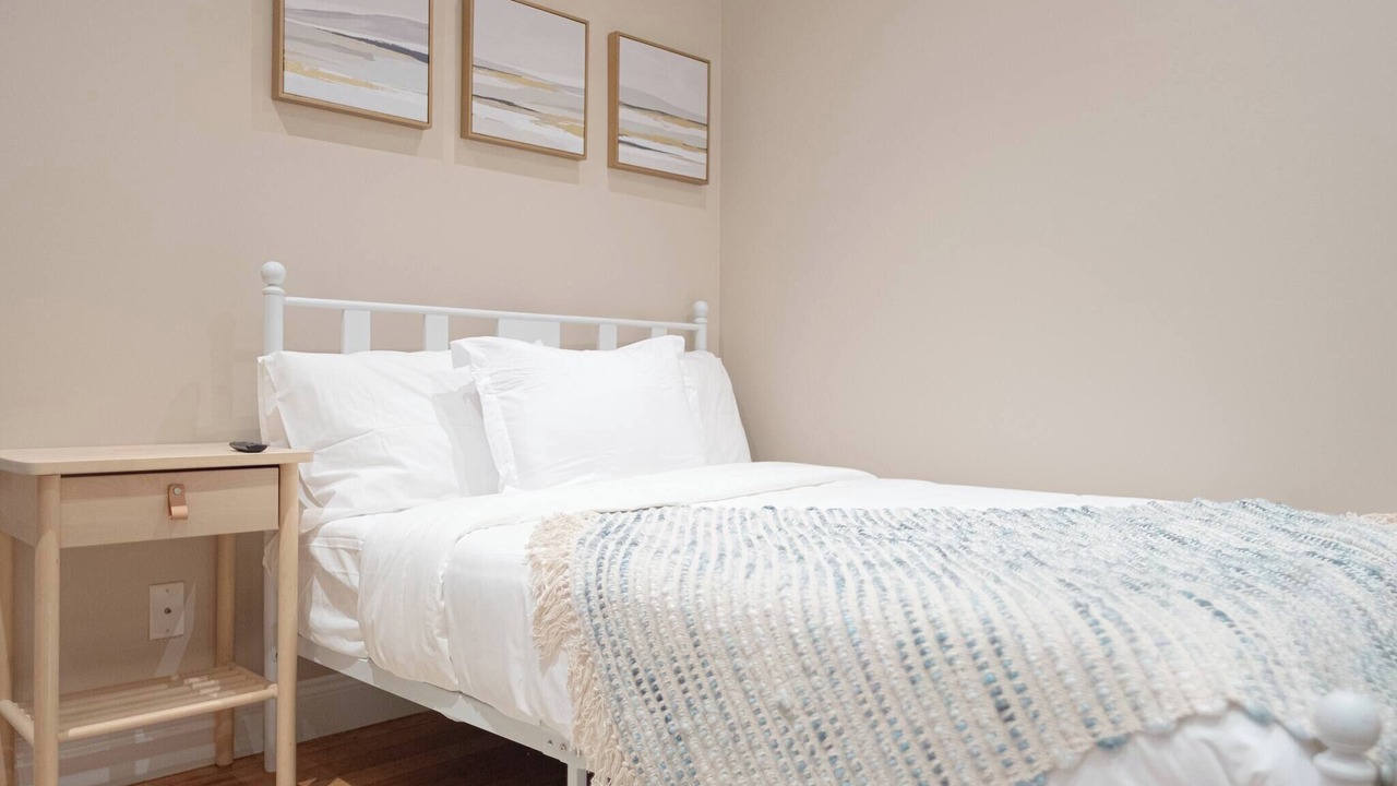 Photo of Bedroom in Manhattan Valley