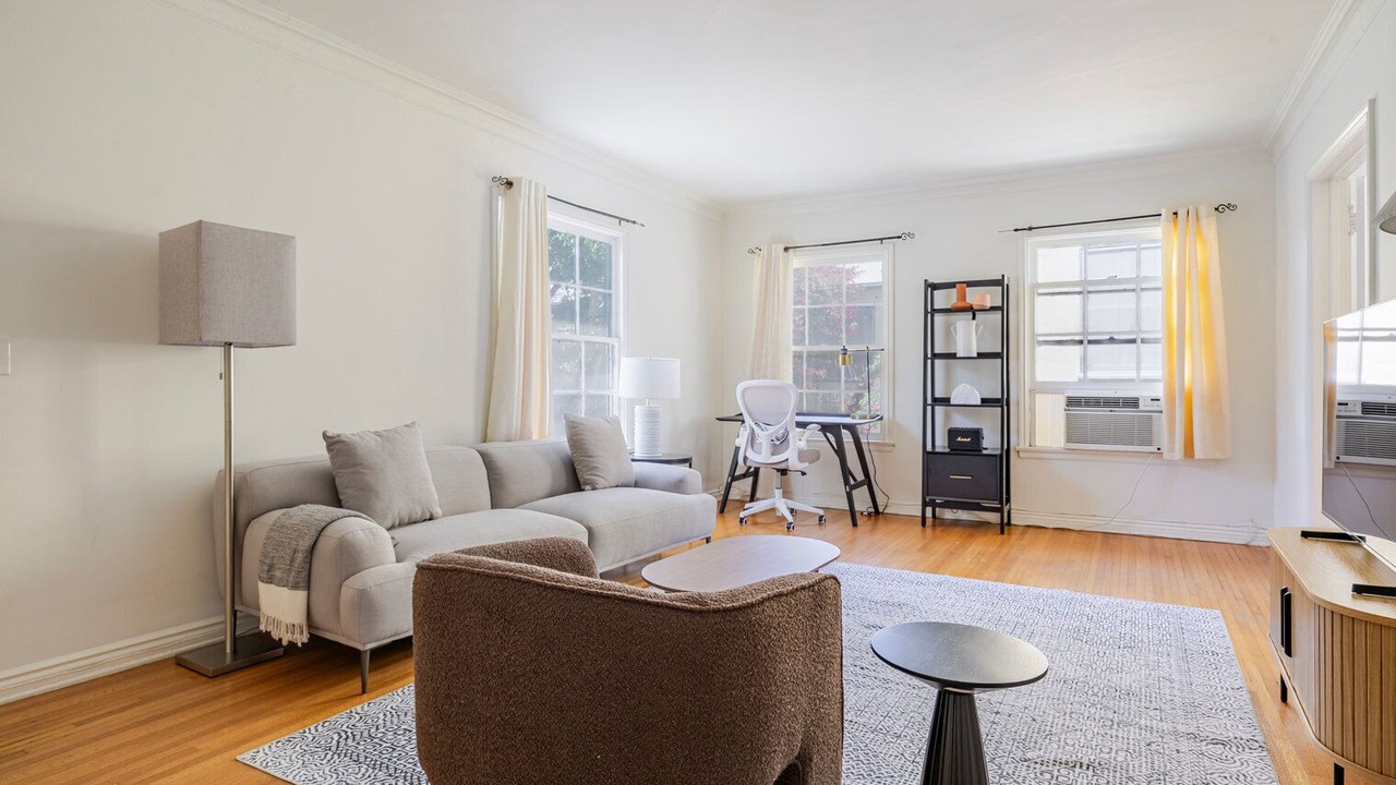 Photo of Livingroom in Beverly Hills
