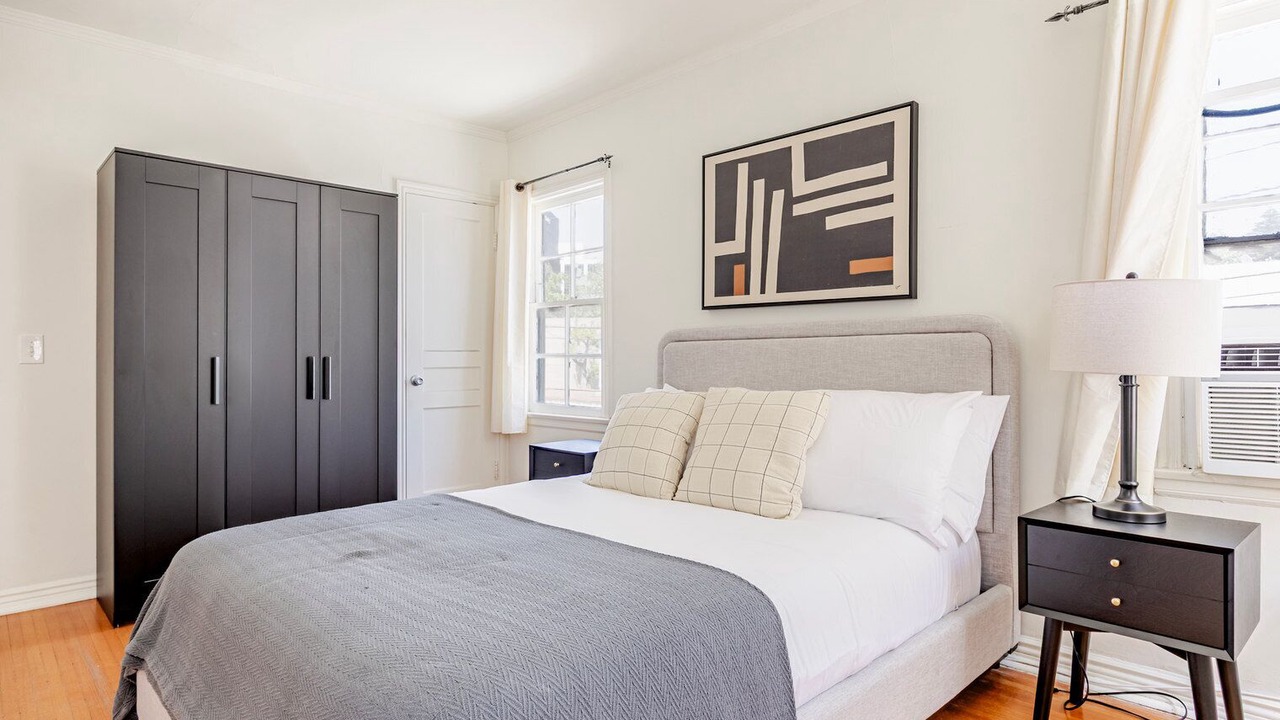 Photo of Bedroom in Beverly Hills