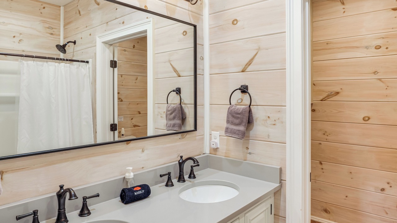 Photo of Bathroom in Van Buren County
