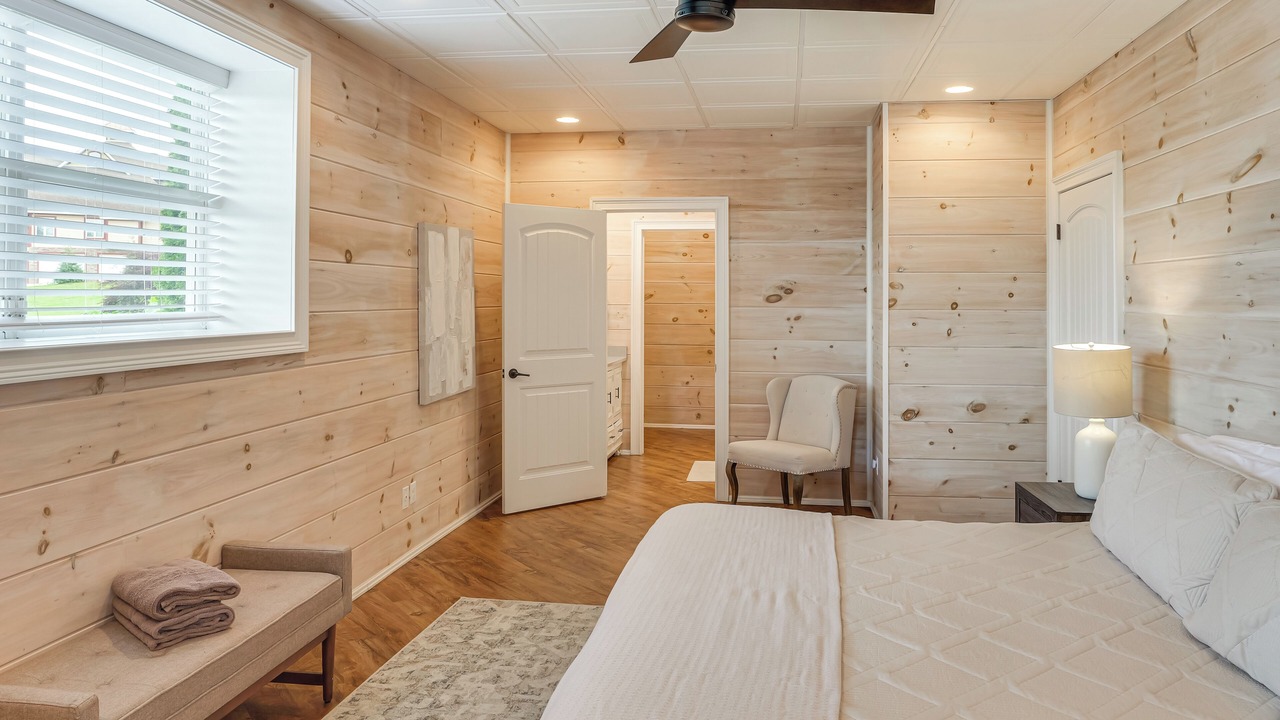 Photo of Bedroom in Van Buren County