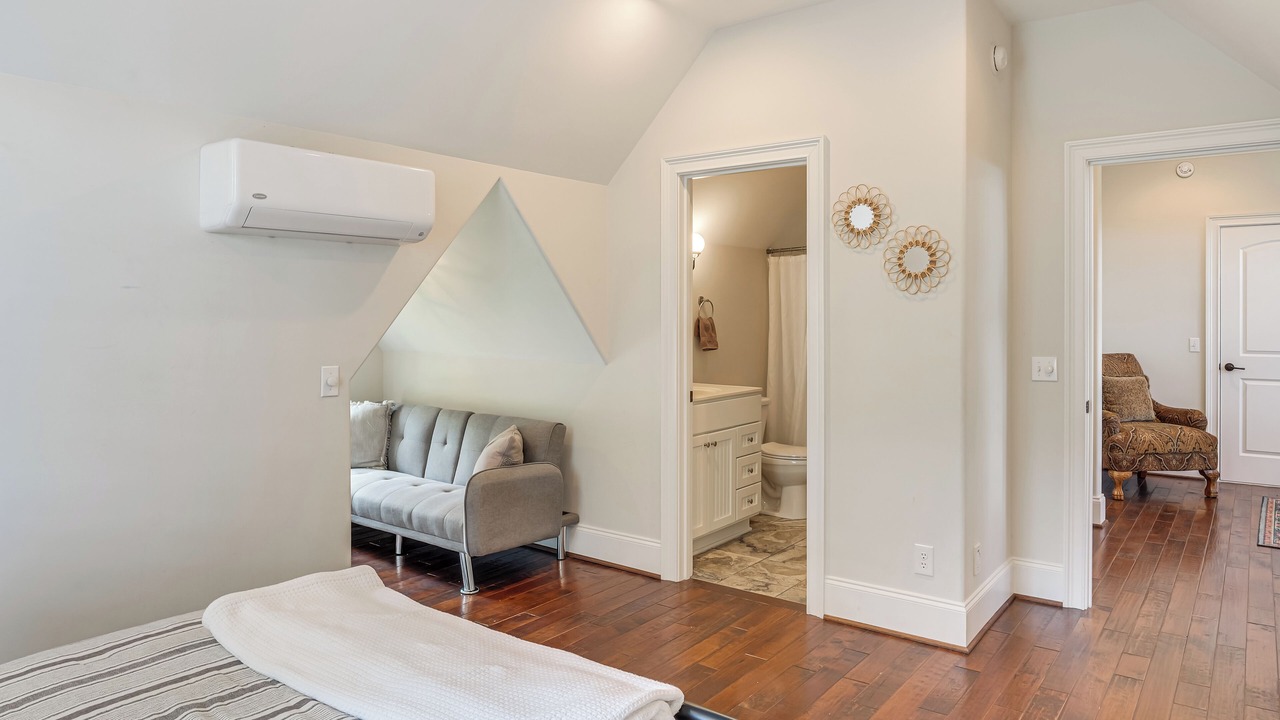 Photo of Bedroom in Van Buren County
