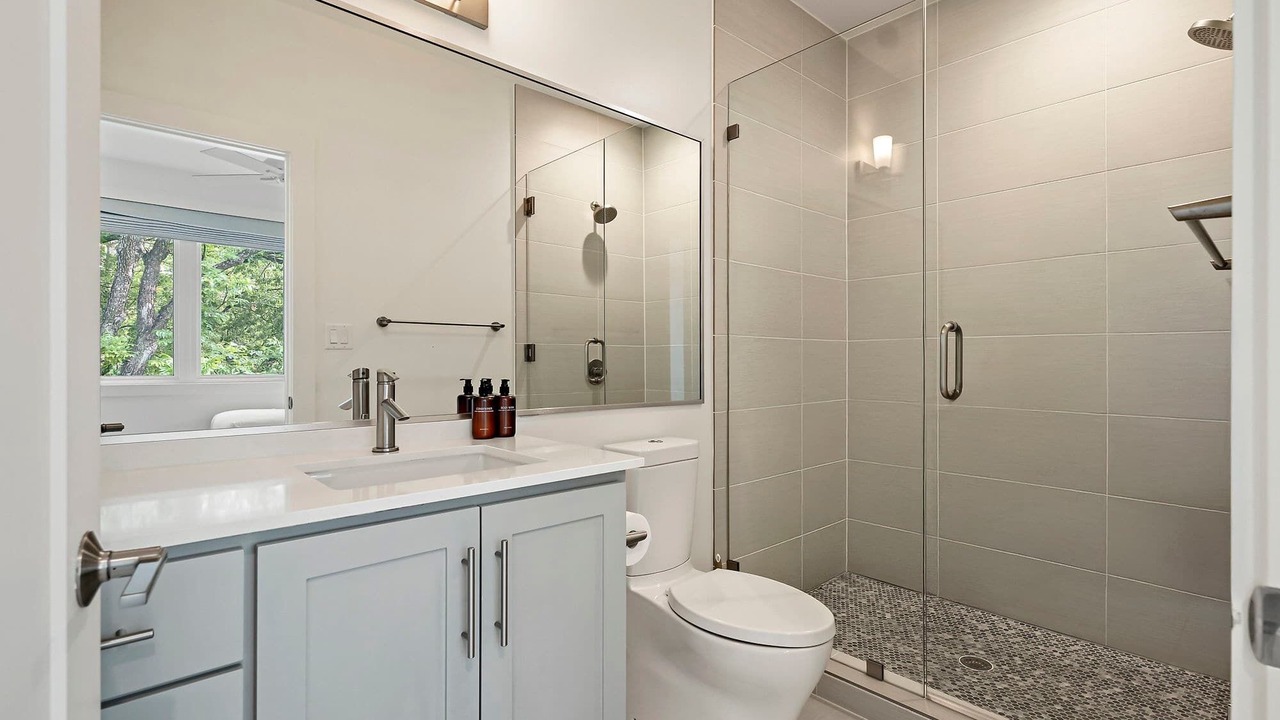 Photo of Bathroom in Bouldin