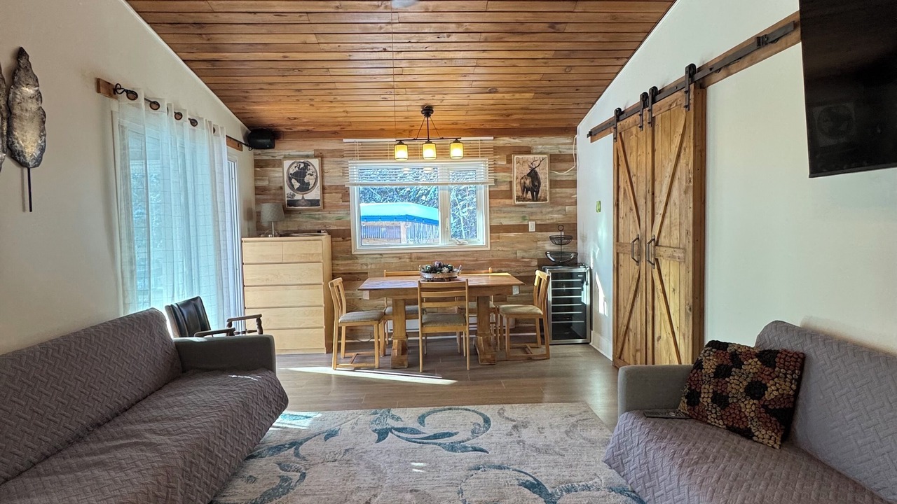 Photo of Livingroom in Hecla-Grindstone Provincial Park
