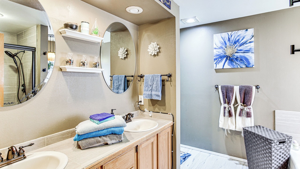 Photo of Bathroom in Northeast Tacoma