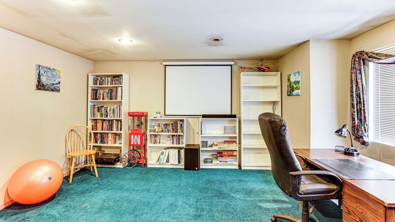 Photo of Bedroom in Northeast Tacoma