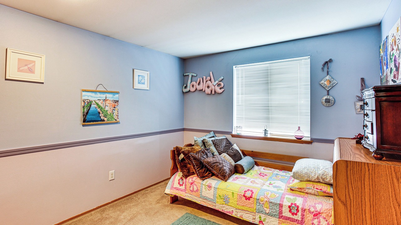 Photo of Others in Northeast Tacoma