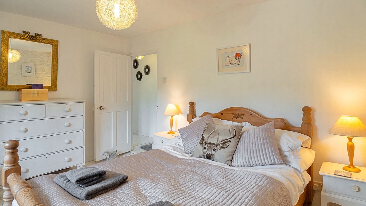 Photo of Bedroom in Batcombe