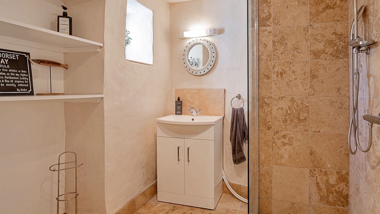 Photo of Bathroom in Batcombe