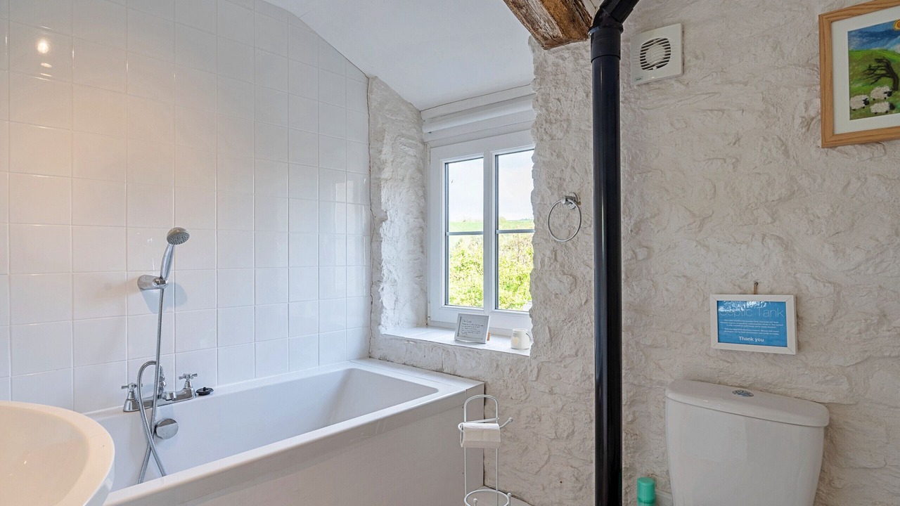 Photo of Bathroom in Batcombe