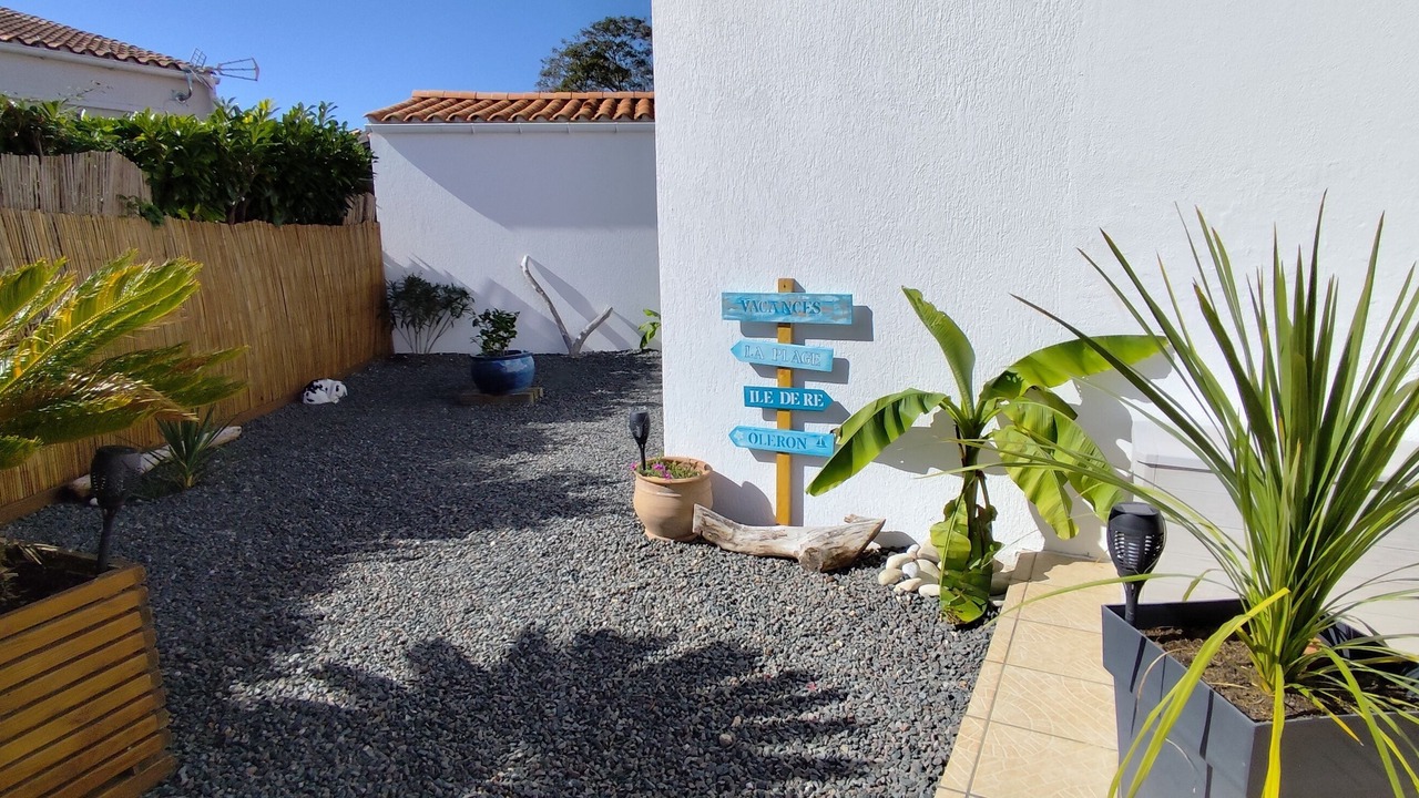 Photo of Outdoor in La Jarne