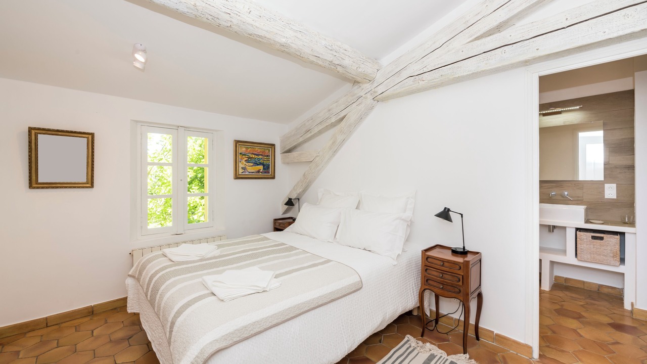 Photo of Bedroom in Rocbaron