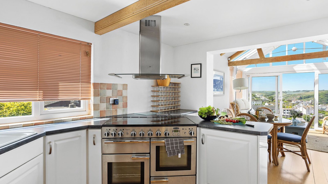 Photo of Kitchen in Polruan