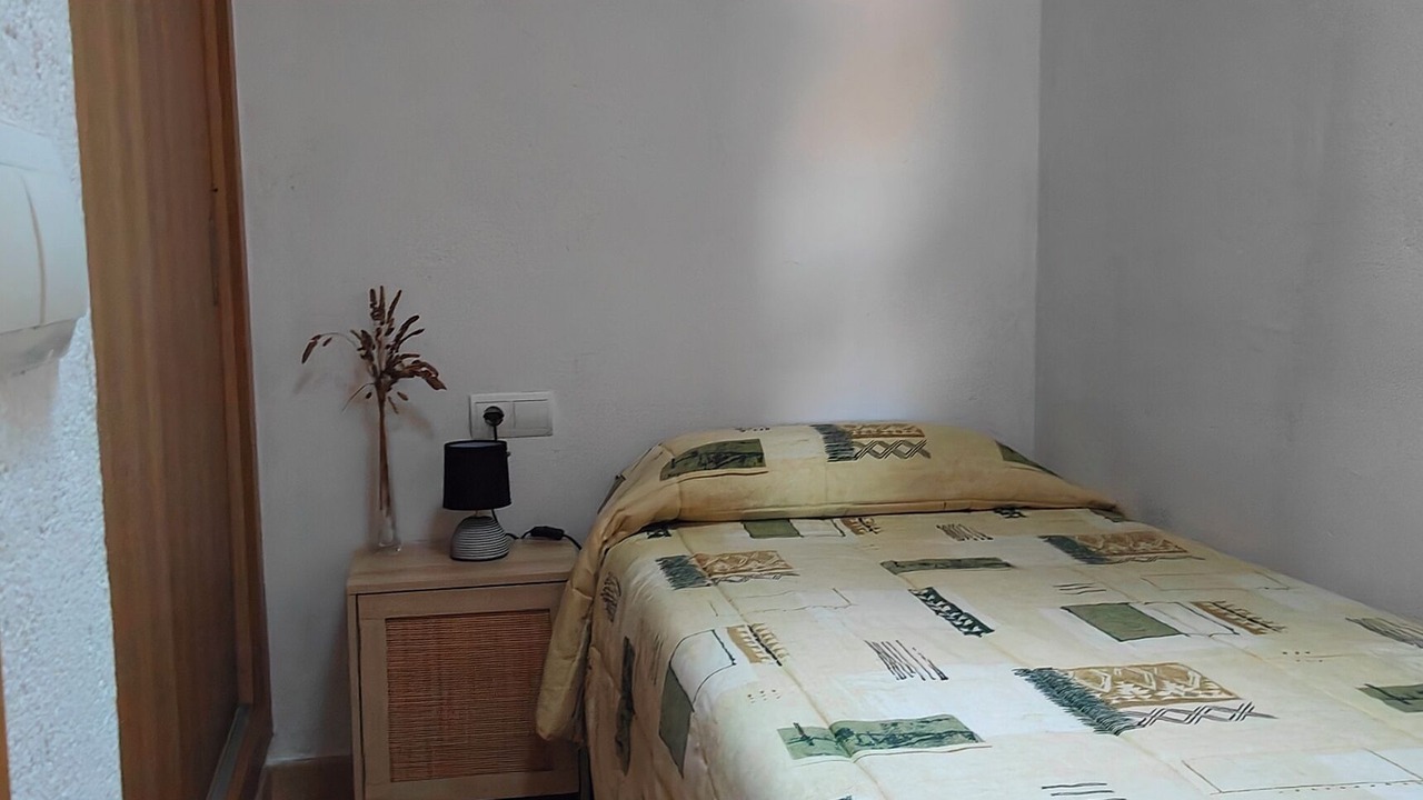 Photo of Bedroom in Pals
