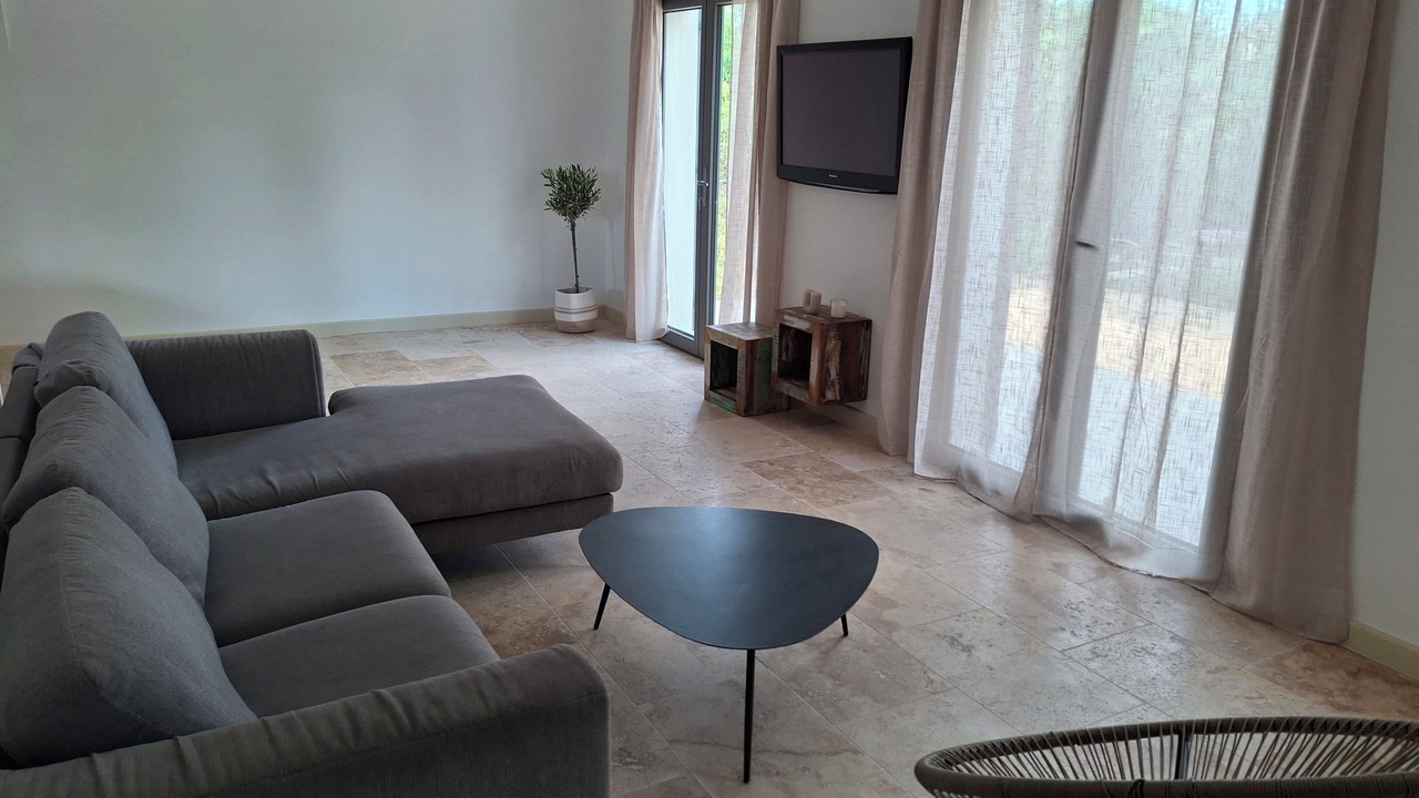 Photo of Livingroom in Saint-Paulet-de-Caisson