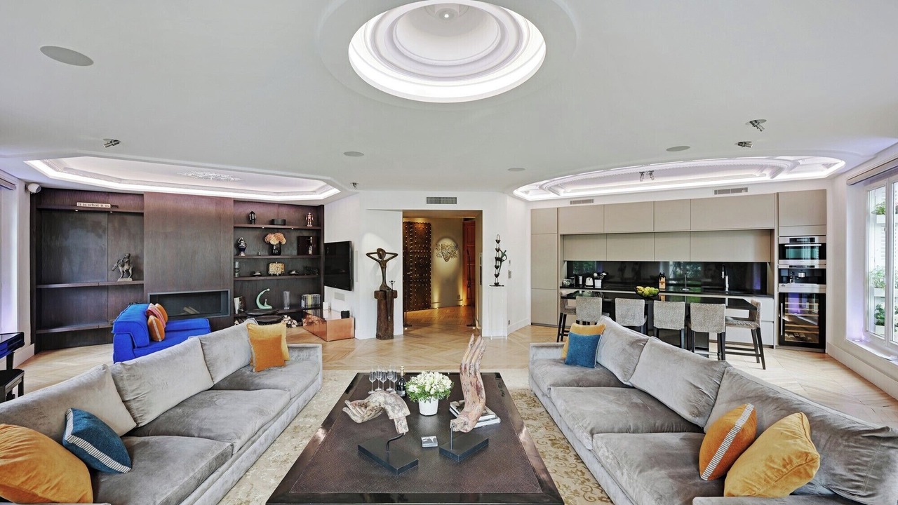 Photo of Livingroom in Saint-Germain-des-Pres