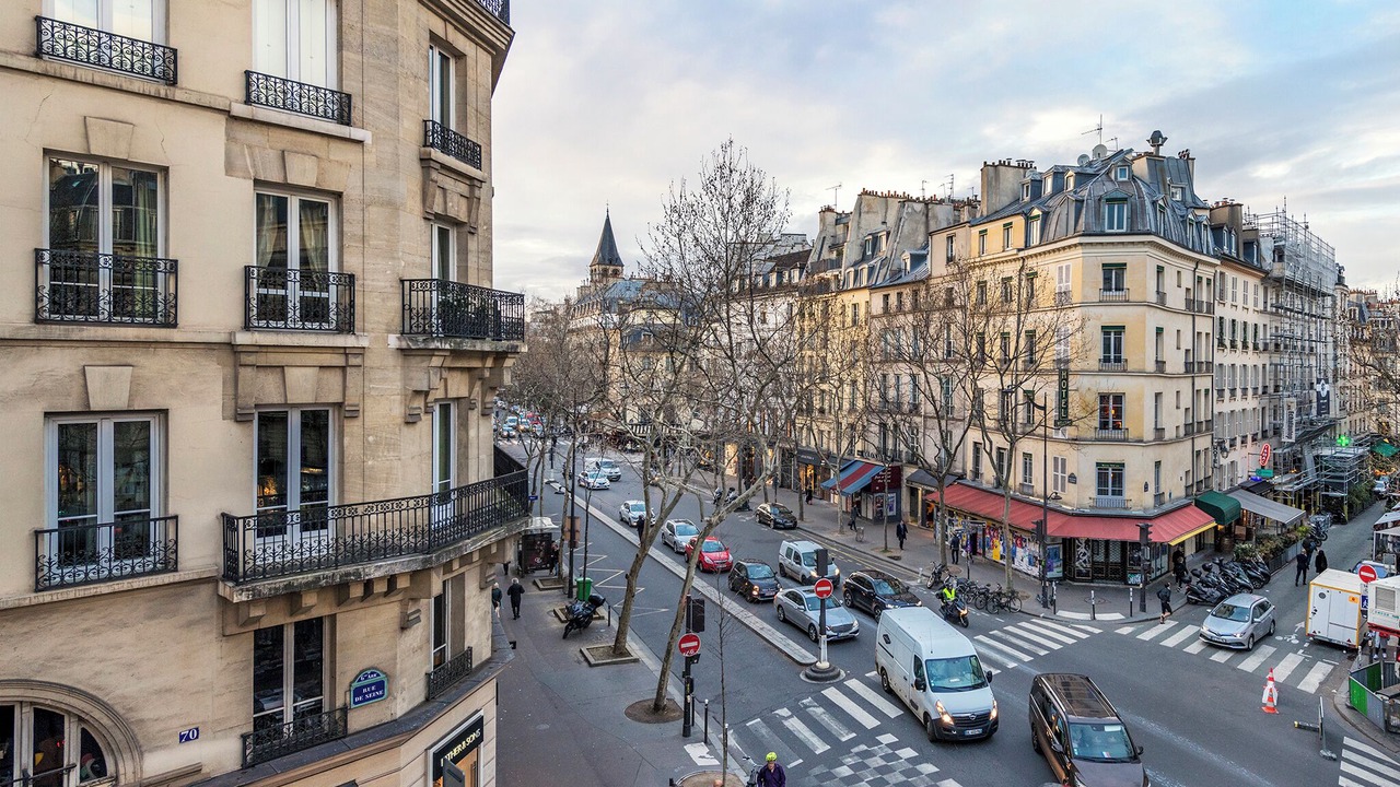 Photo of Others in Saint-Germain-des-Pres