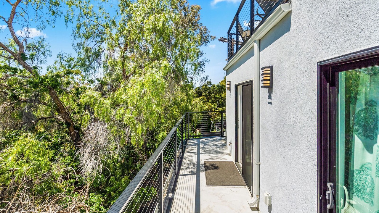 Photo of Patio Balcony in University Heights