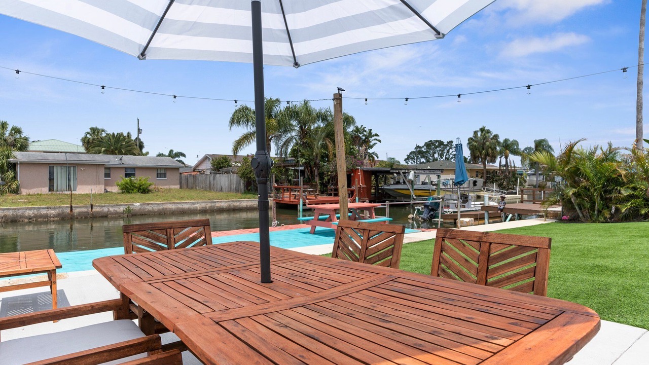 Photo of Outdoor in Hudson Beach Estates
