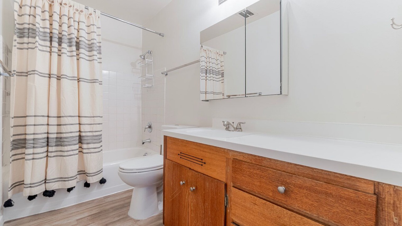 Photo of Bathroom in North Queen Anne