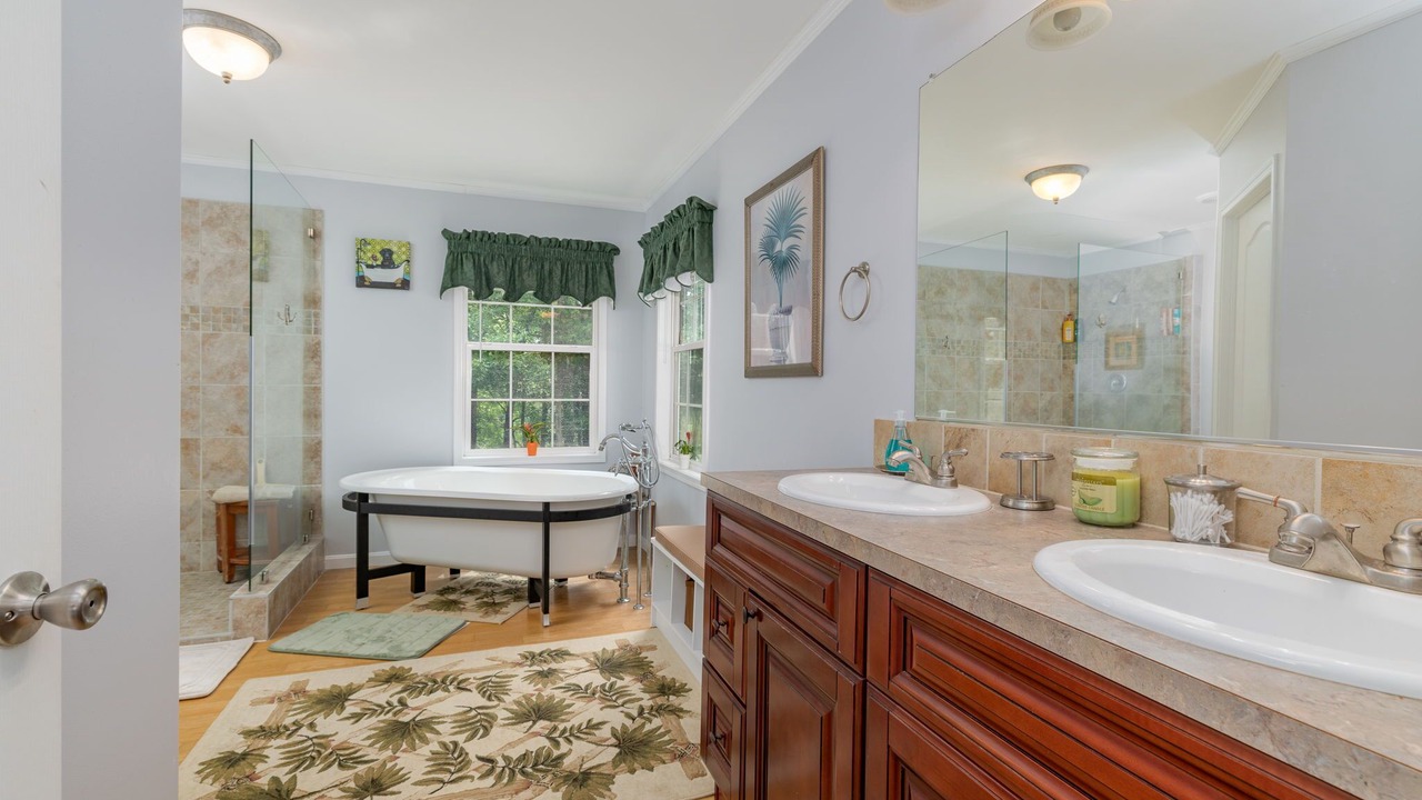 Photo of Bathroom in Wise