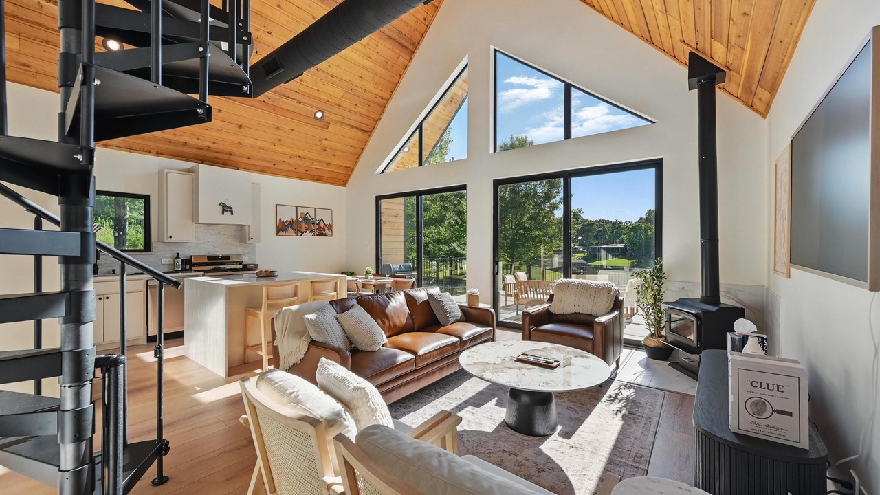 Photo of Livingroom in Tool